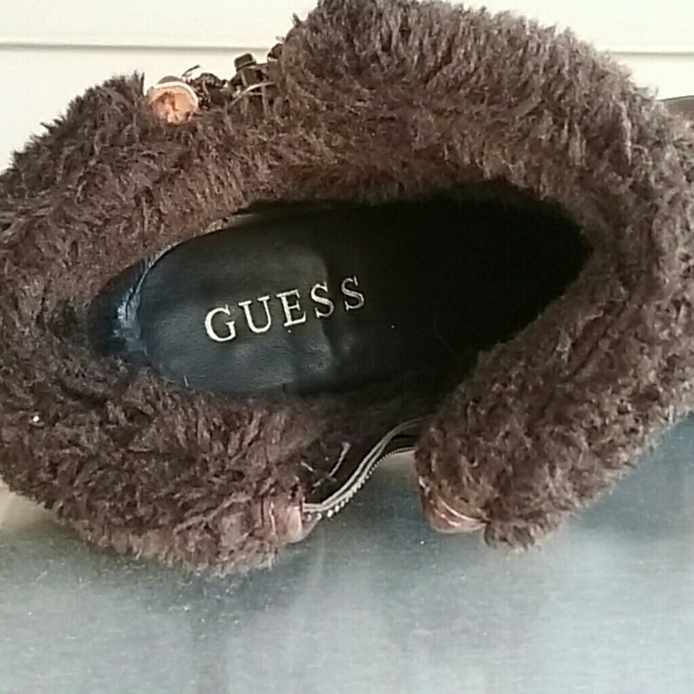 Boots - Picture 3 of 4